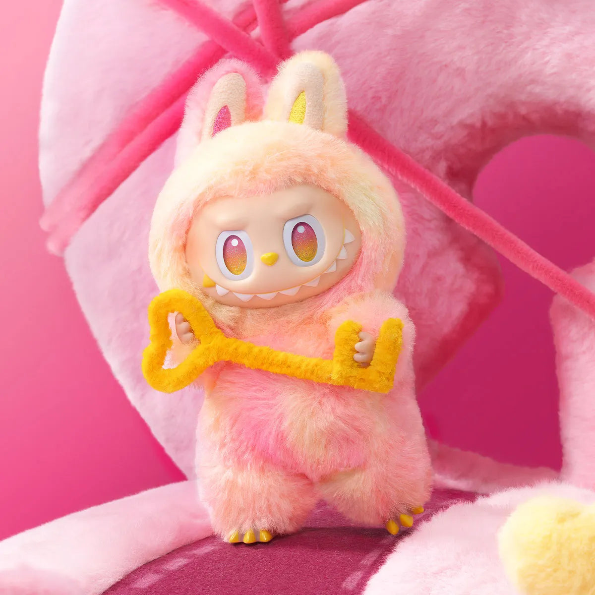 Popmart - The Monsters Big into Energy Series - Vinyl Plush Pendant