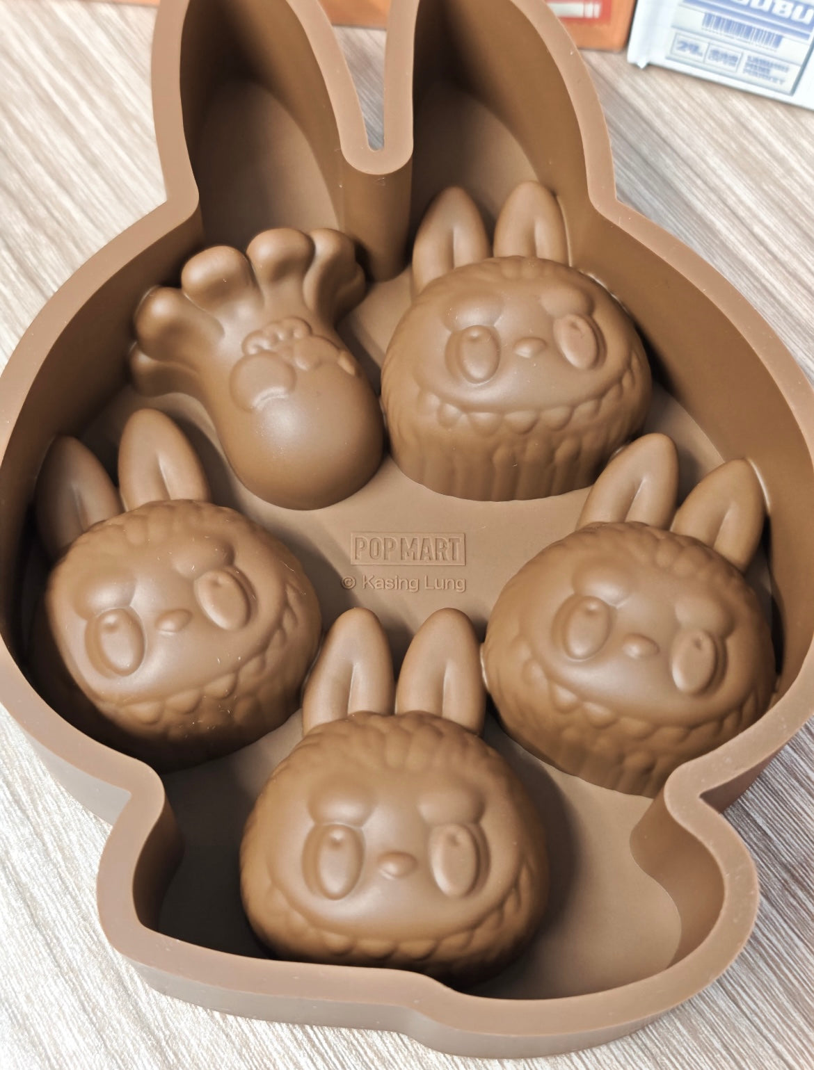 Popmart - The Monsters Labubu Wacky Mart Serie Silicone Ice Cube Tray